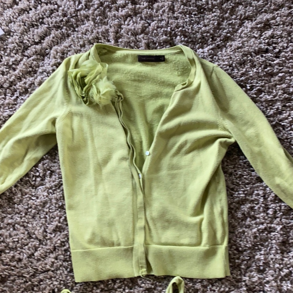 The limited sweater set